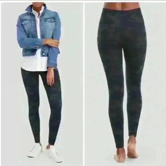 SPANX Pants - NWT SPANX MEDIUM